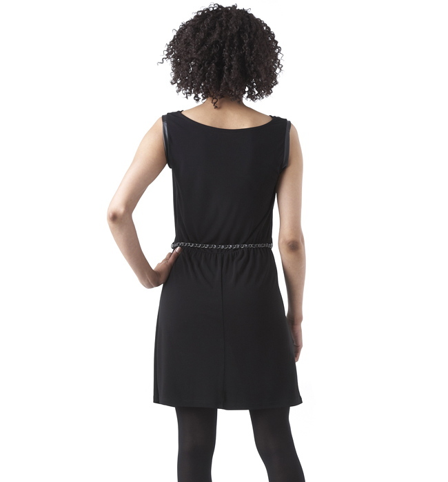 Promod fekete ruha övvel 2012 fotója