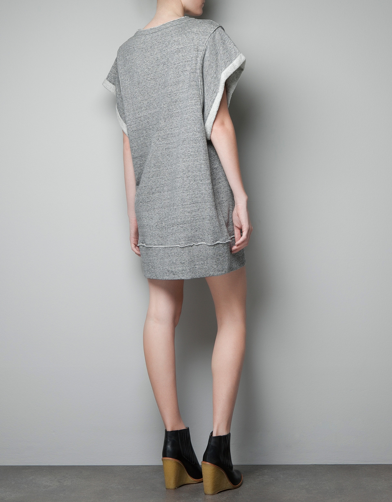 Zara szürke pulóver ruha 2012 fotója