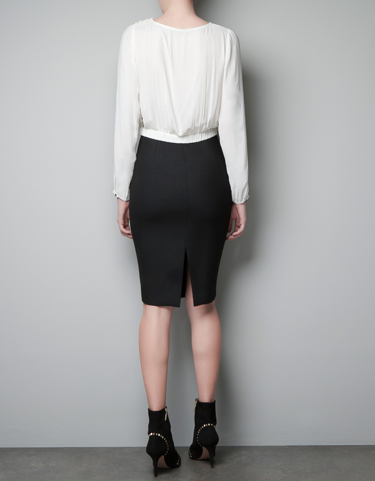 Zara fekete-fehér ruha 2012 fotója
