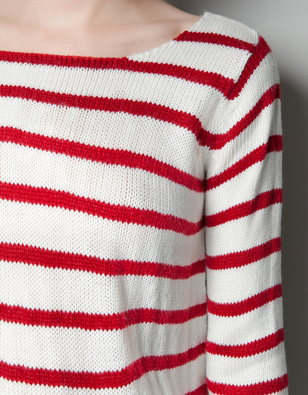 Zara piros csíkos pulóver 2012.10.21 fotója