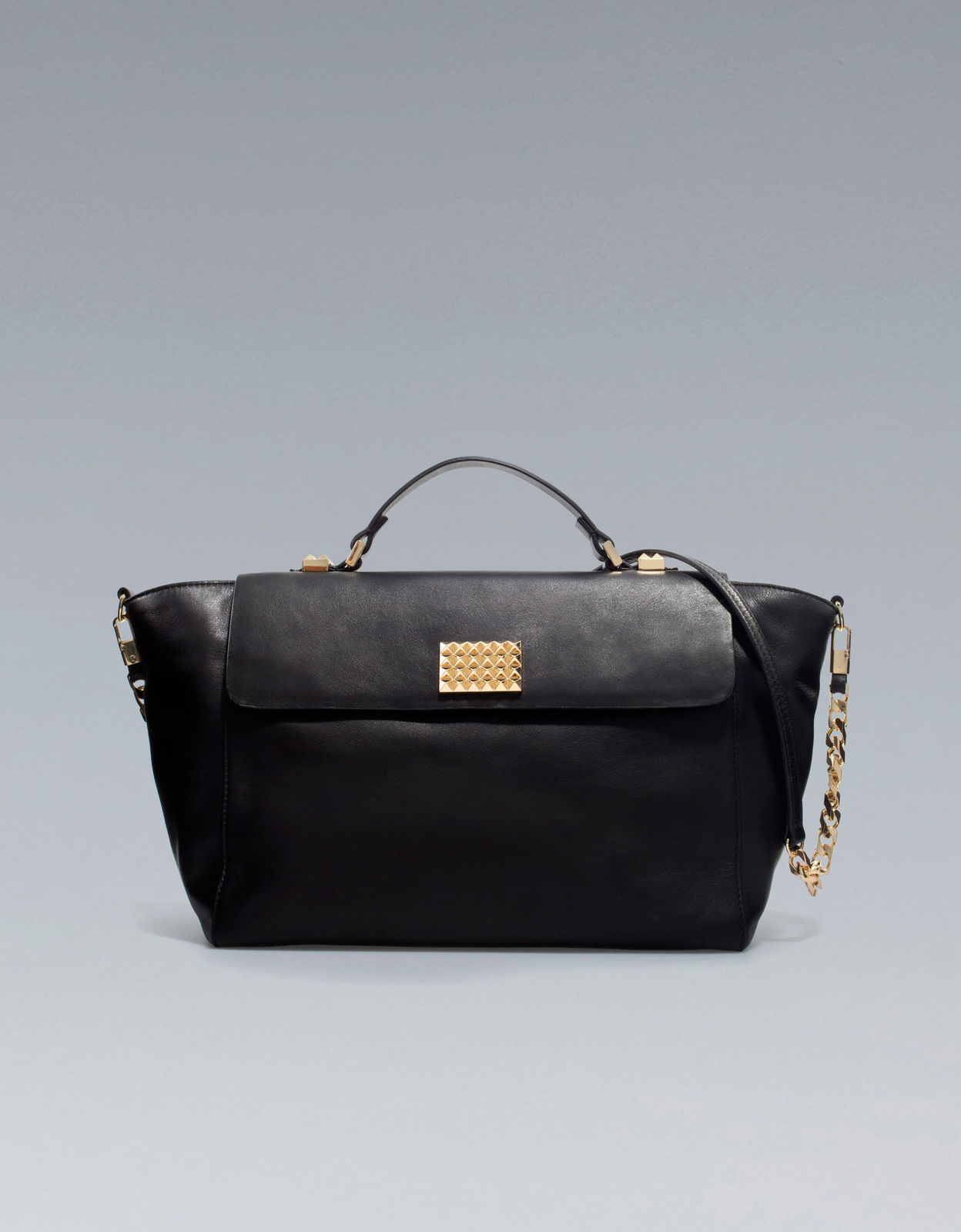 Zara fekete trapéz táska fotója