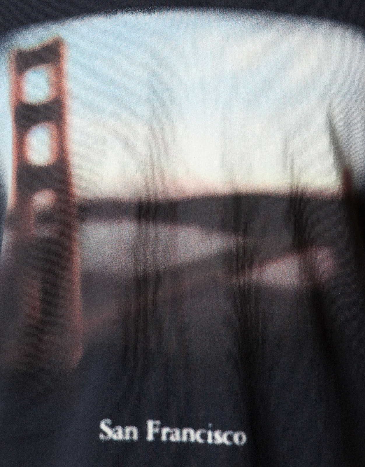 Pull and Bear Golden Gate T-shirt 2012.2.13 fotója