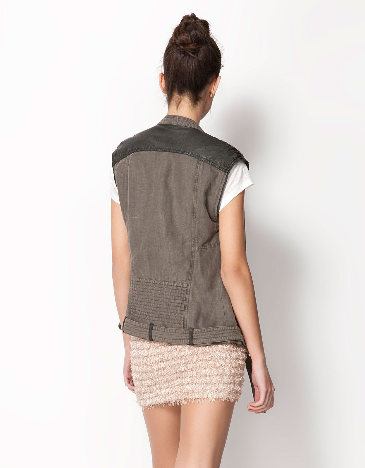 Bershka mellény 2013 fotója