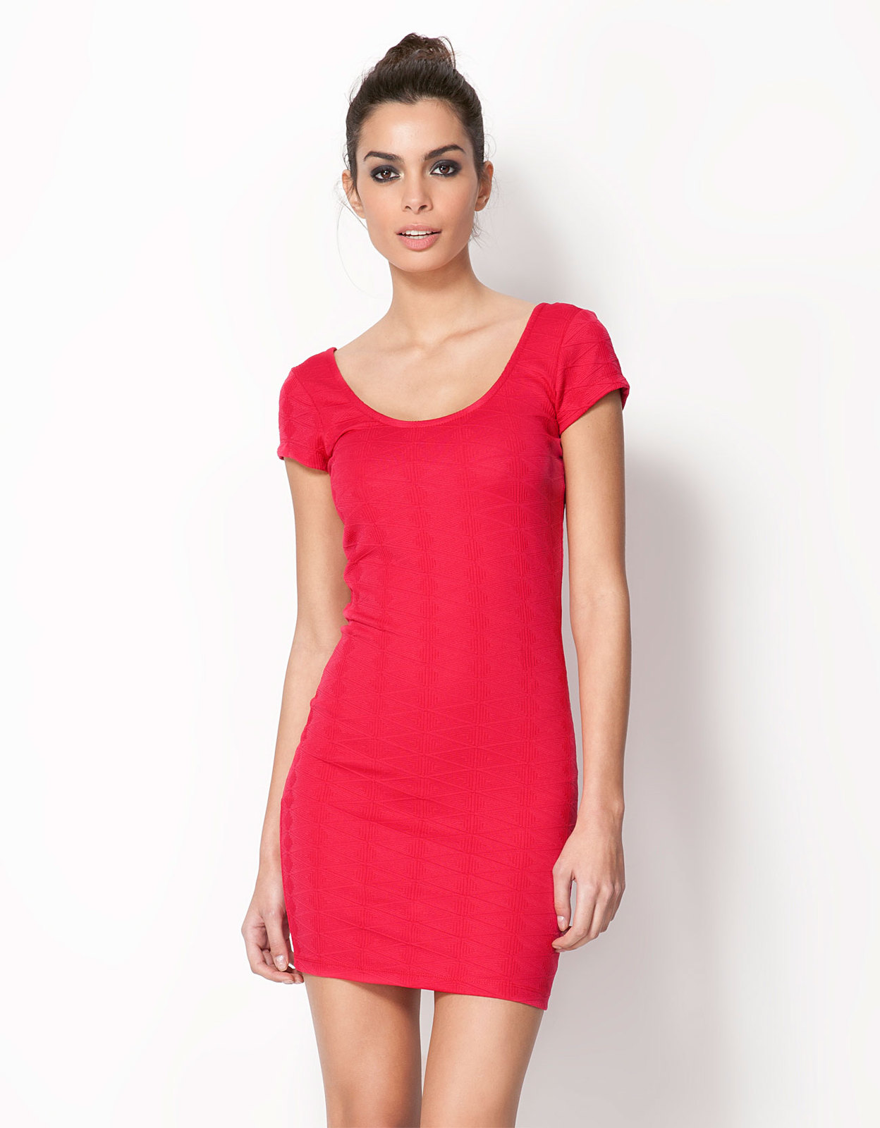 Bershka piros ruha fotója