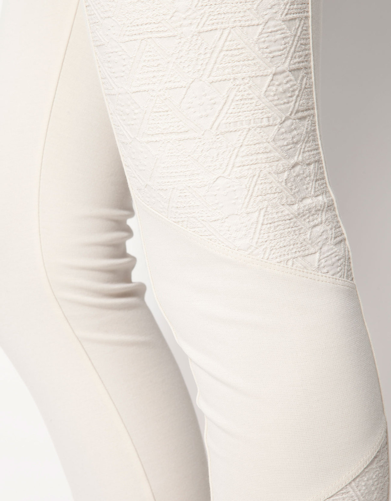 Bershka fehér leggings 2013.2.7 fotója