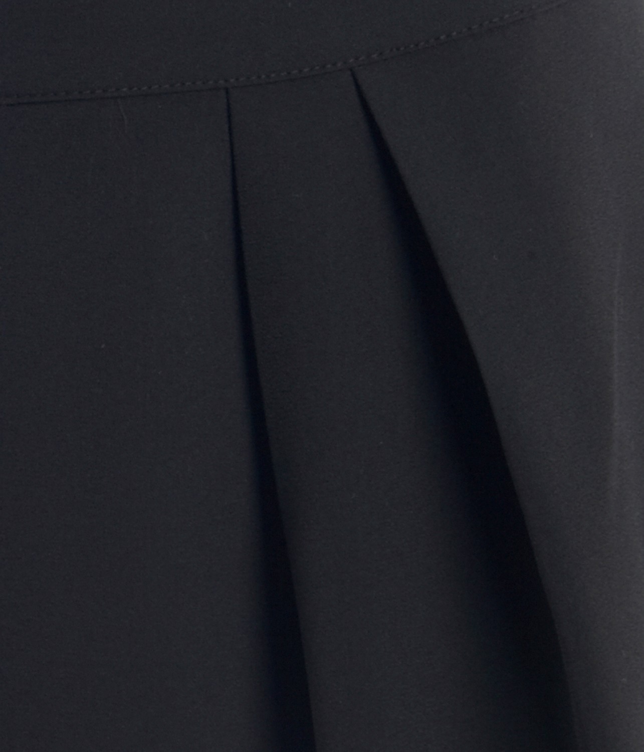 Camaieu fekete mini ruházat egyszínű szoknya 2013.2.6 fotója