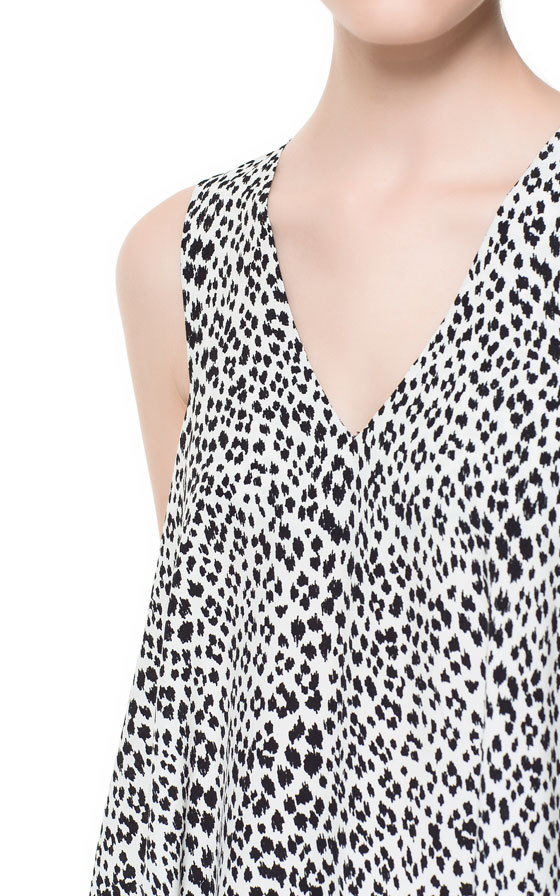 Zara fehér-fekete mintás top 2013.6.5 #37205 fotója