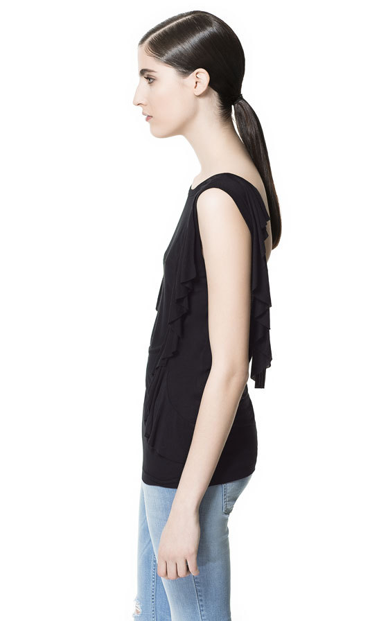 Zara fekete nyitott hátú póló 2013 fotója
