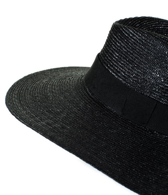 Zara fekete széles karimájú kalap 2013 fotója