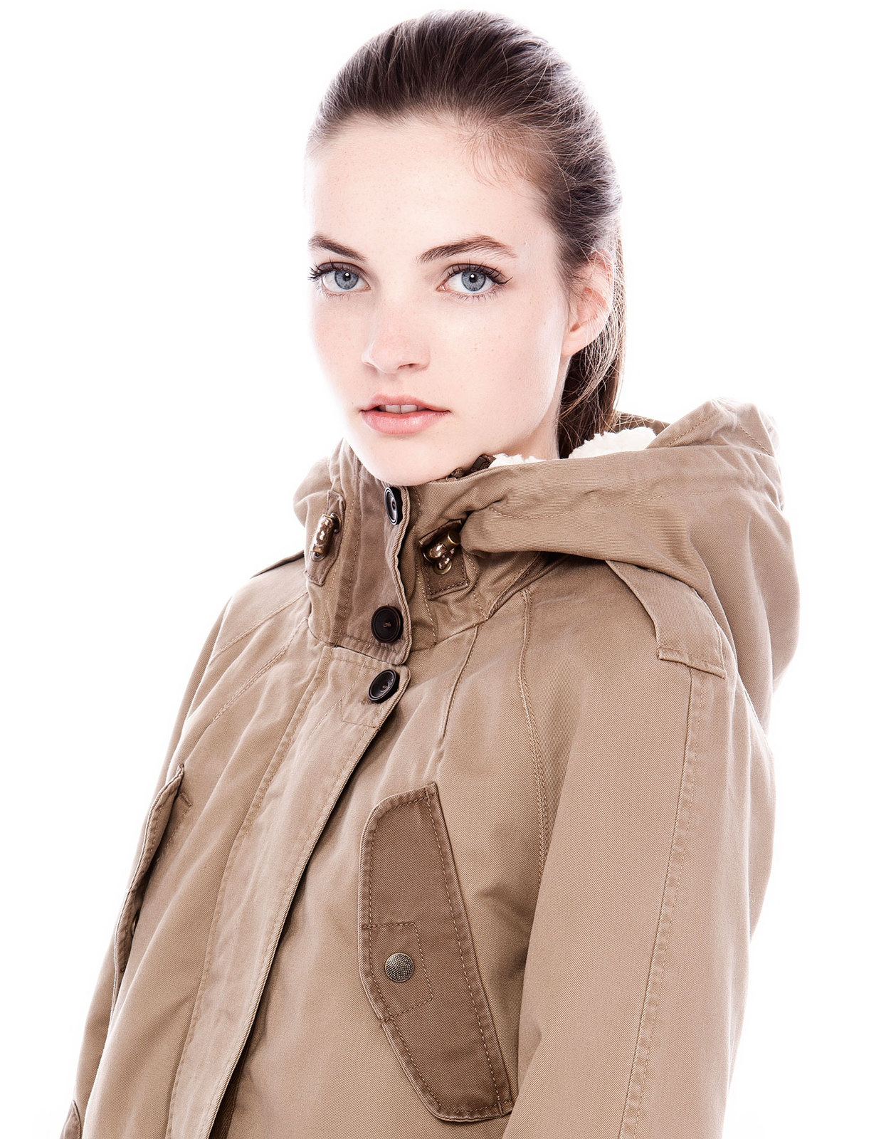 Pull and Bear zsebes kapucnis parka 2013.9.10 fotója