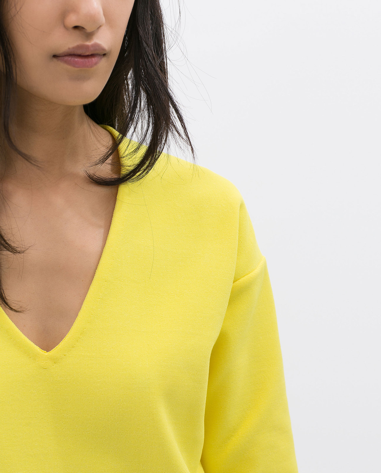 Zara v-nyakú pulóver 2014.4.15 #56442 fotója