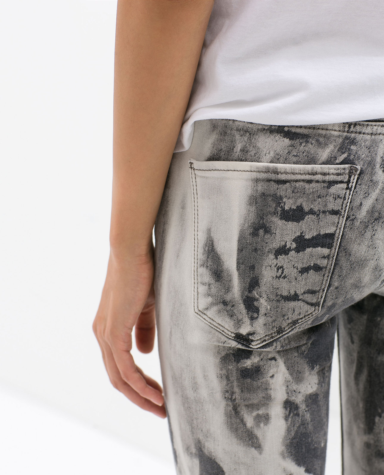 Zara tie-dye jeans 2014.4.15 #56509 fotója