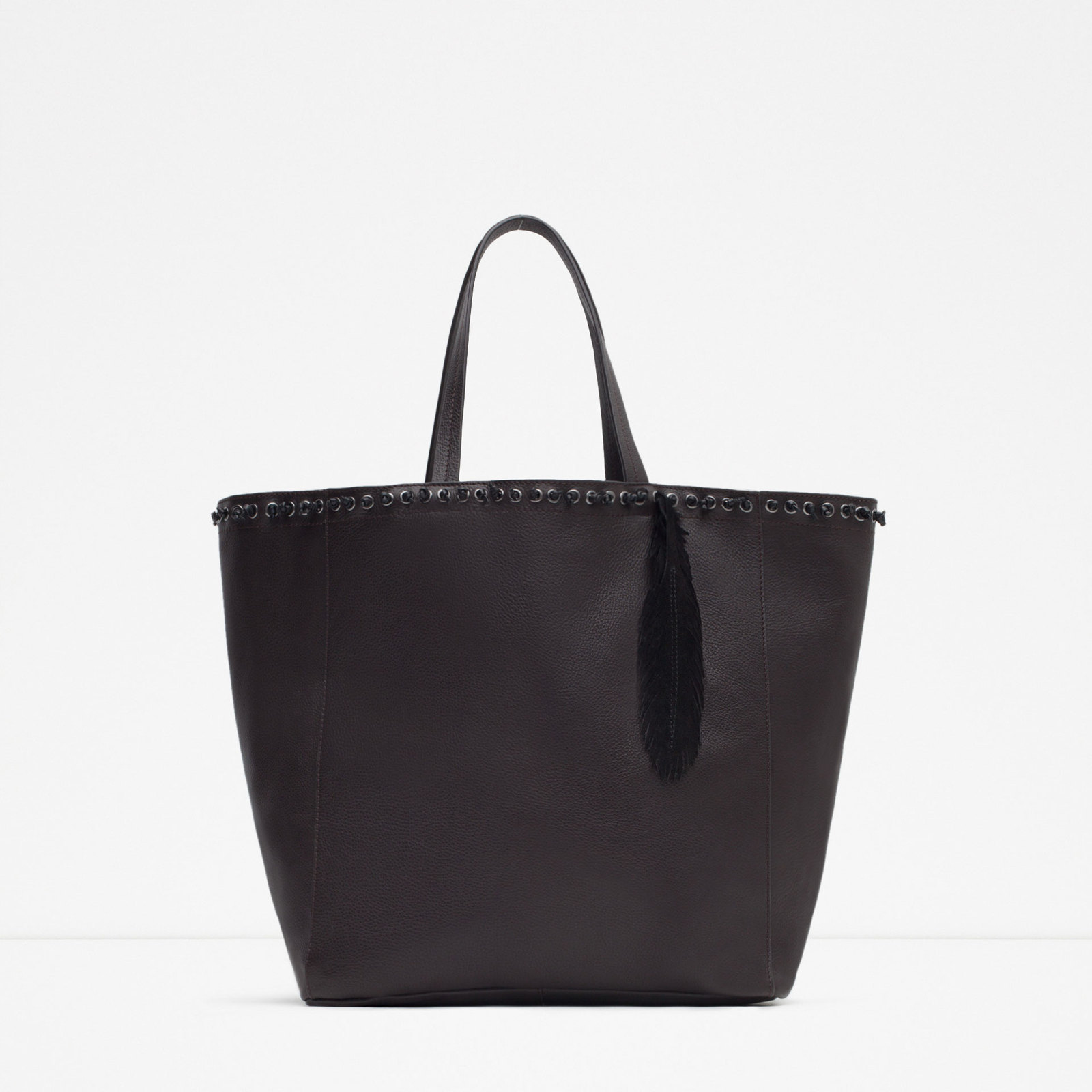 Zara csábos női fekete bevásárló táska fotója