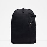 Zara fekete csatos hátizsák