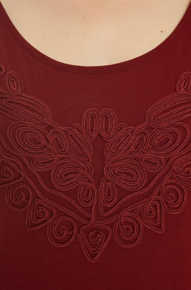 Orsay trendi női bordó hímzett póló 2015.10.07 #86728 fotója