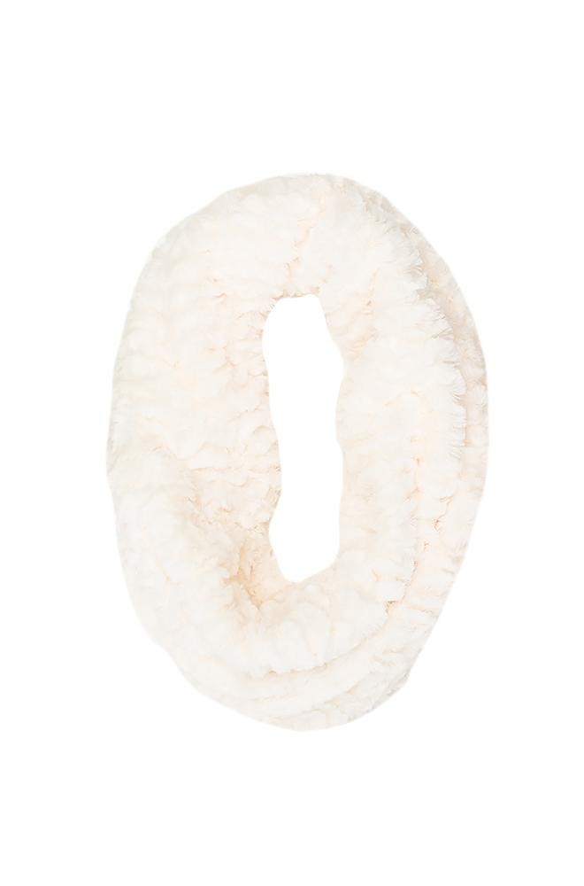 Orsay fehér szörme női csősál fotója