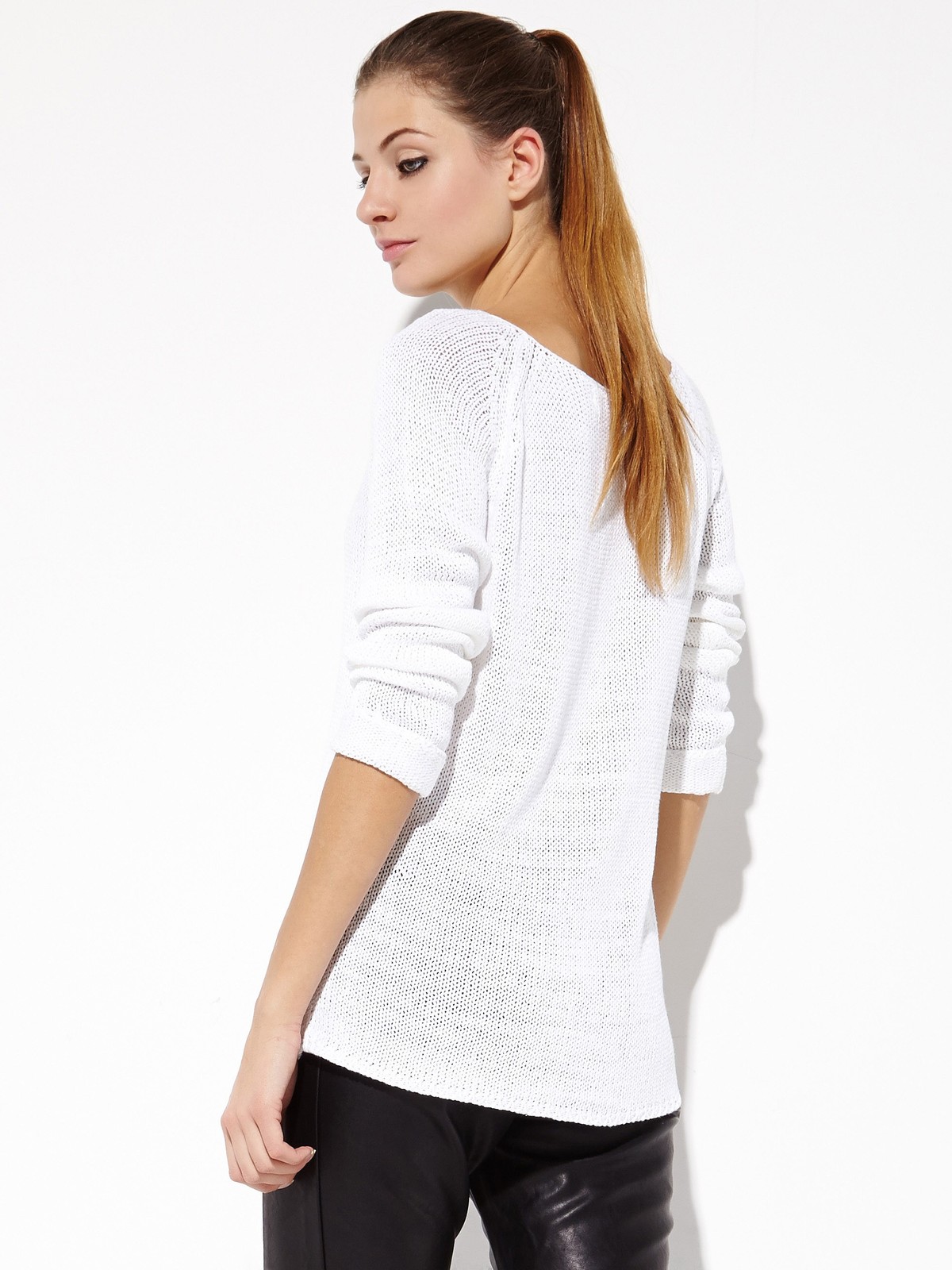 Reserved fehér női pulóver 2015 fotója