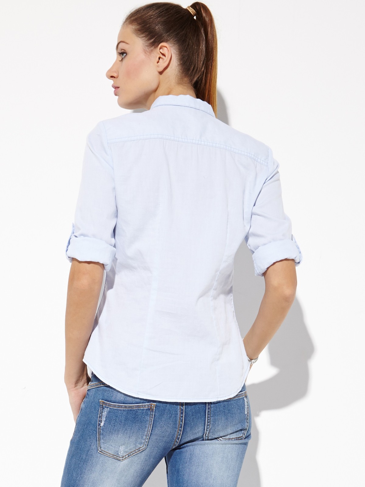 Reserved világoskék zsebes nő ing 2015 fotója
