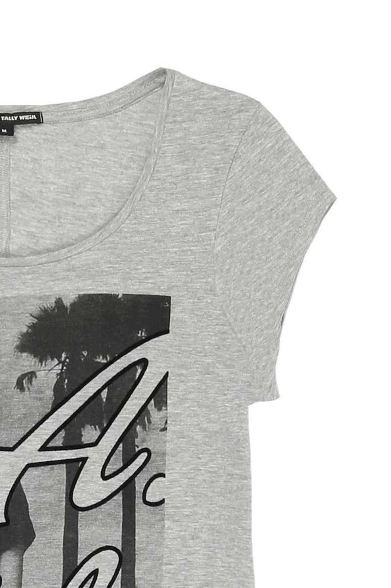 Tally Weijl szürke "L.A. Style" feliratos T-Shirt 2015 fotója