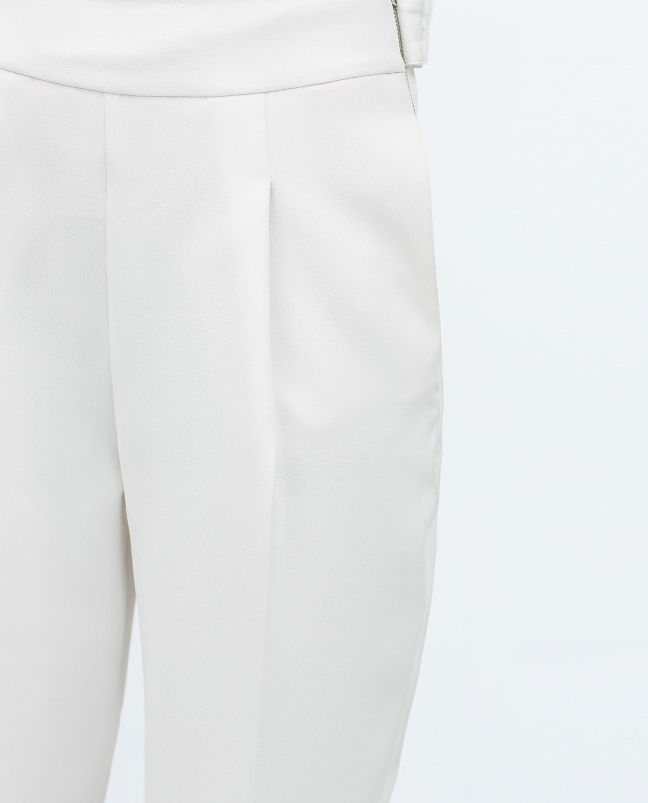Zara fehér csíkkal díszített rövid ujjú pulóver 2015.02.23 #74530 fotója