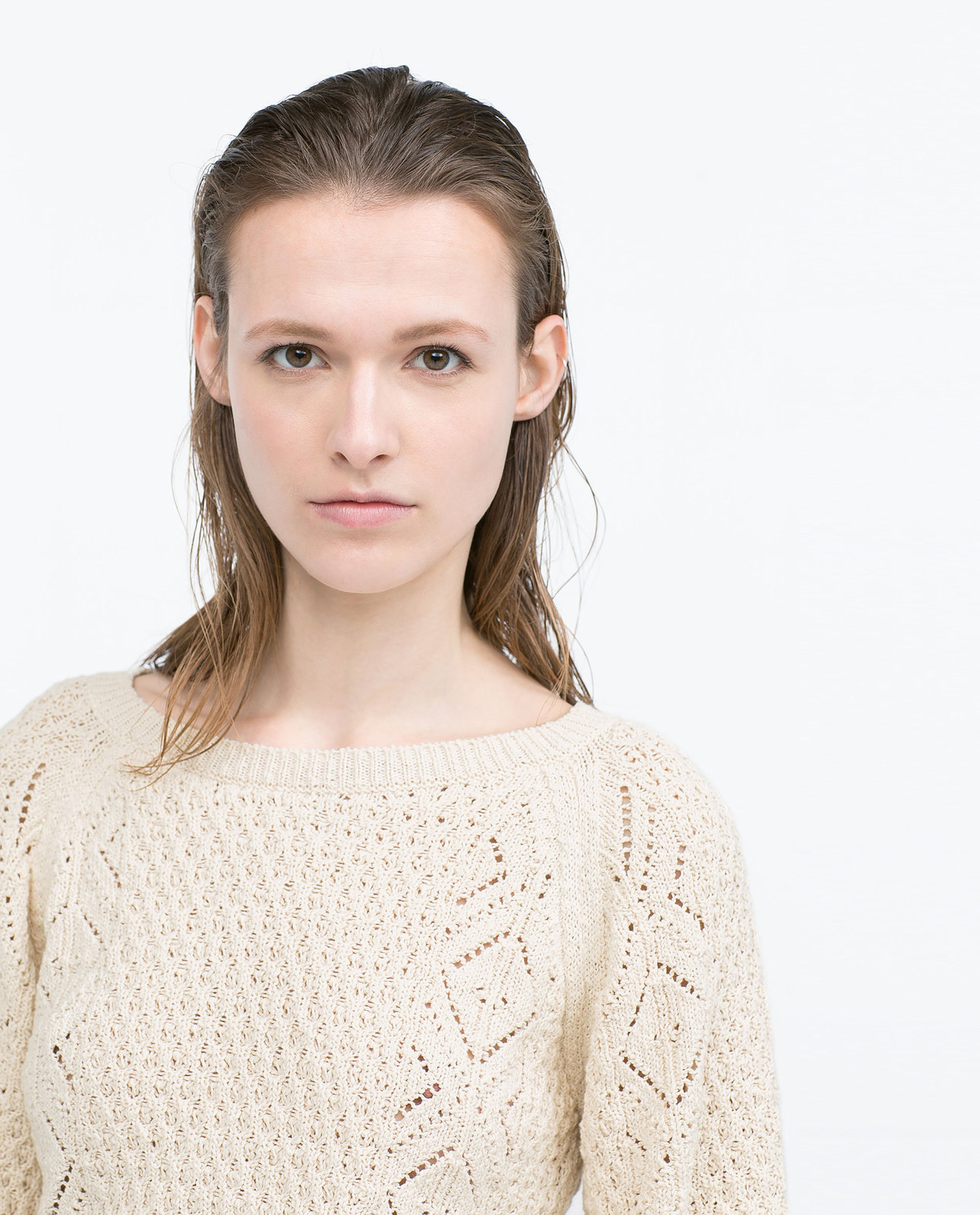 Zara lyukacsos kötésű bézs pulóver 2015.02.23 fotója