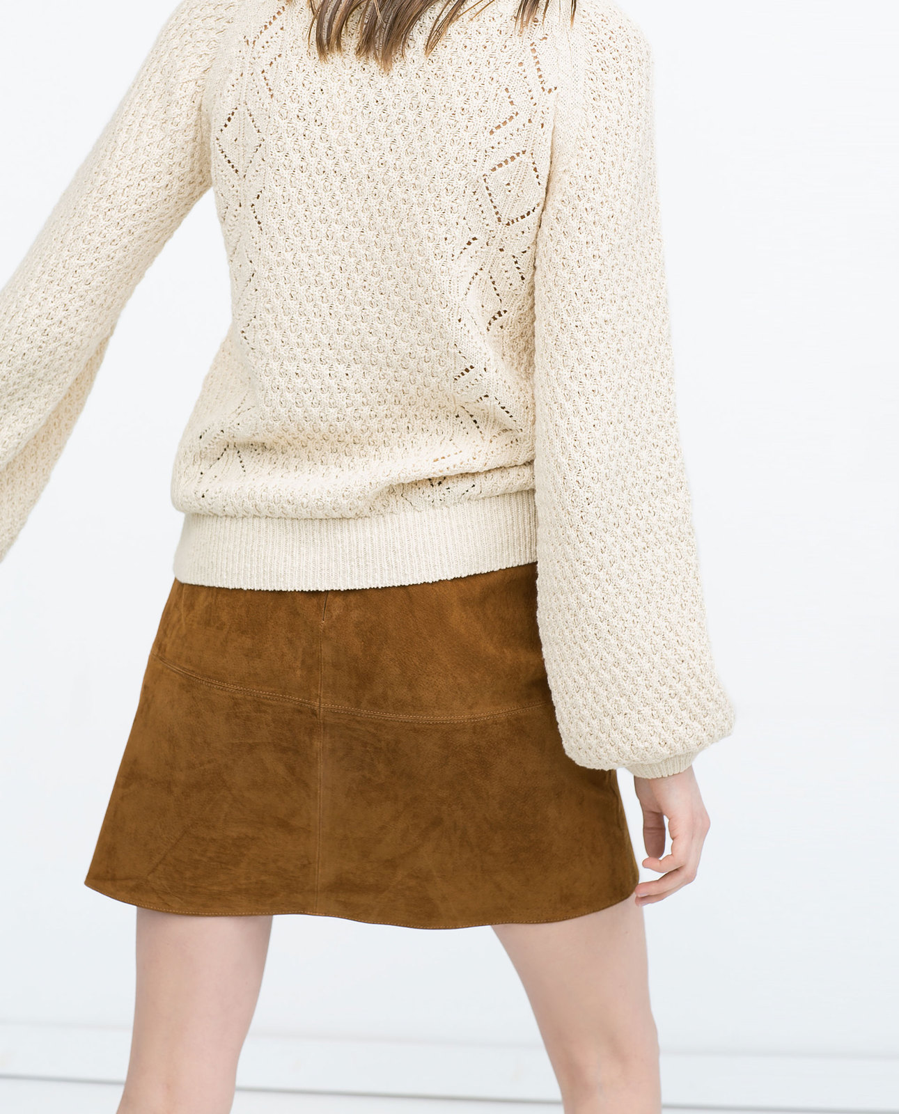 Zara lyukacsos kötésű bézs pulóver 2015.02.23 #74685 fotója