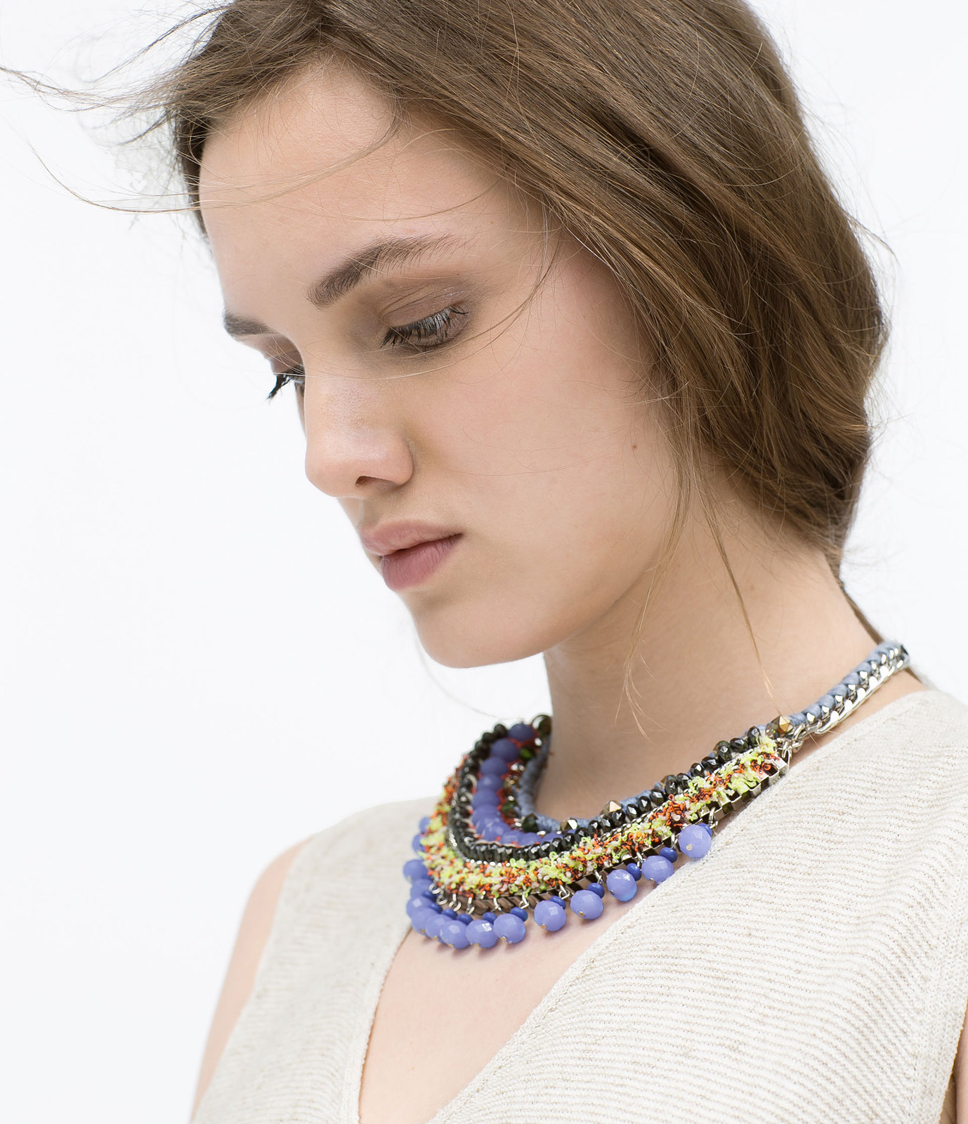 Zara színes kövekkel díszített nyakék 2015.03.02 #75279 fotója