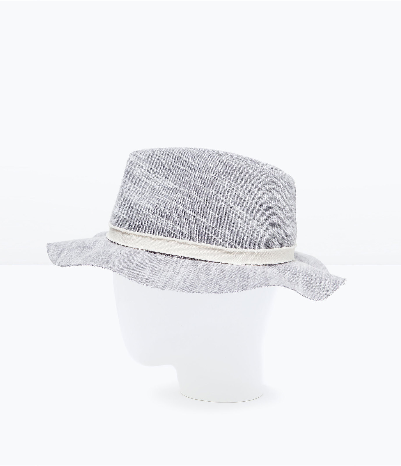 Zara természetes szőtt kalap 2015.03.02 #75377 fotója