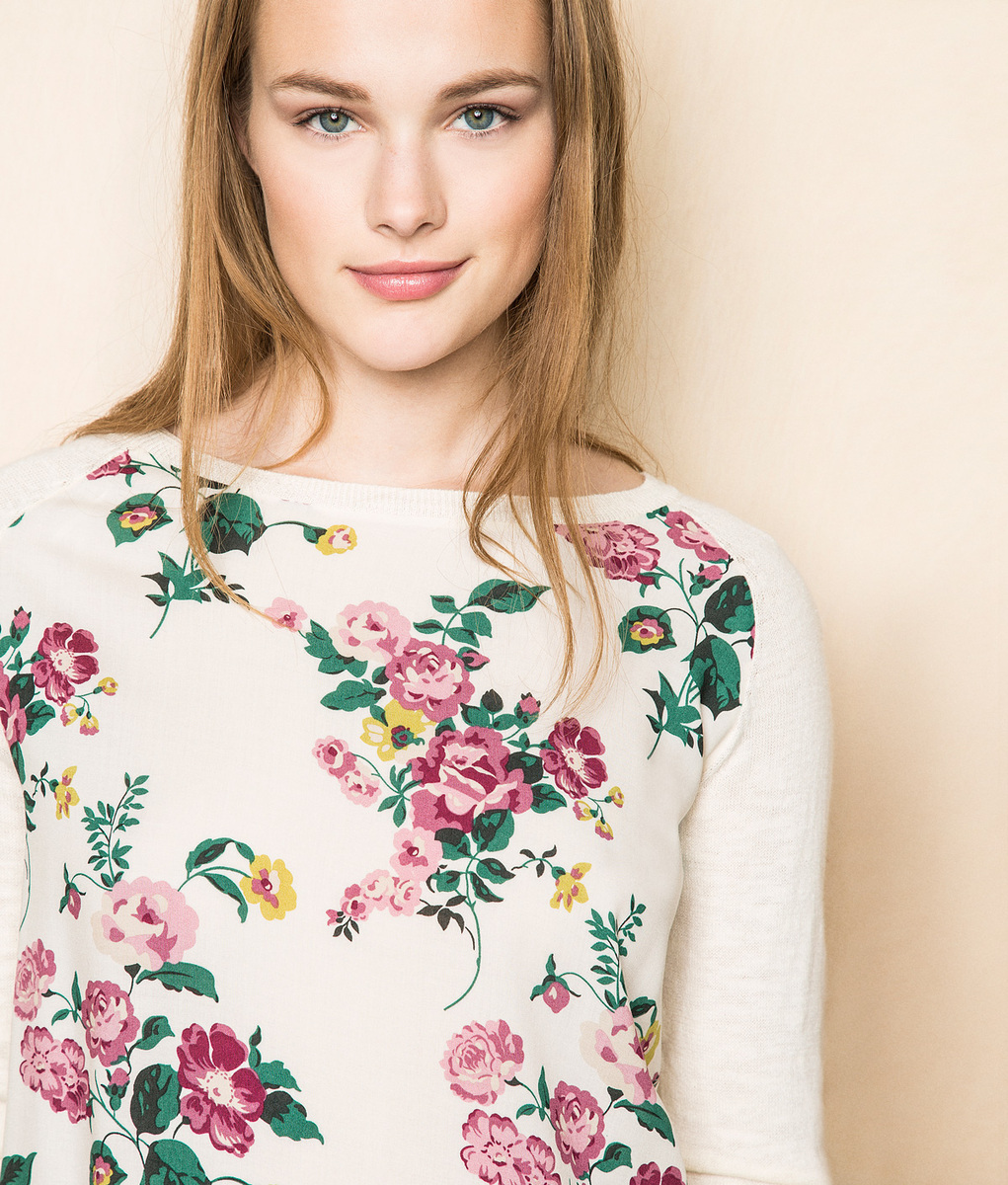 Springfield rózsavirágos fehér női pulóver 2015 fotója
