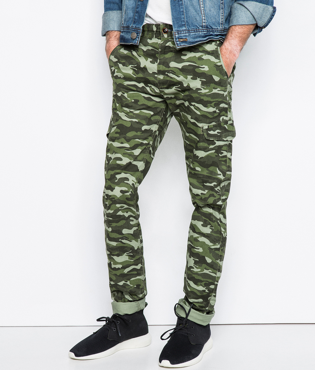 Springfield camouflage szűkszárú férfi nadrág fotója