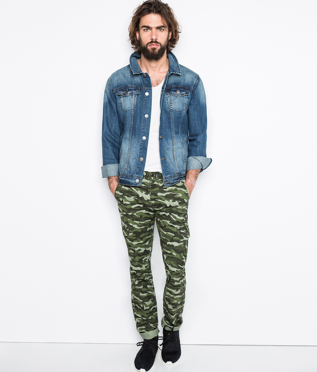 Springfield camouflage szűkszárú férfi nadrág 2015.02.28 fotója