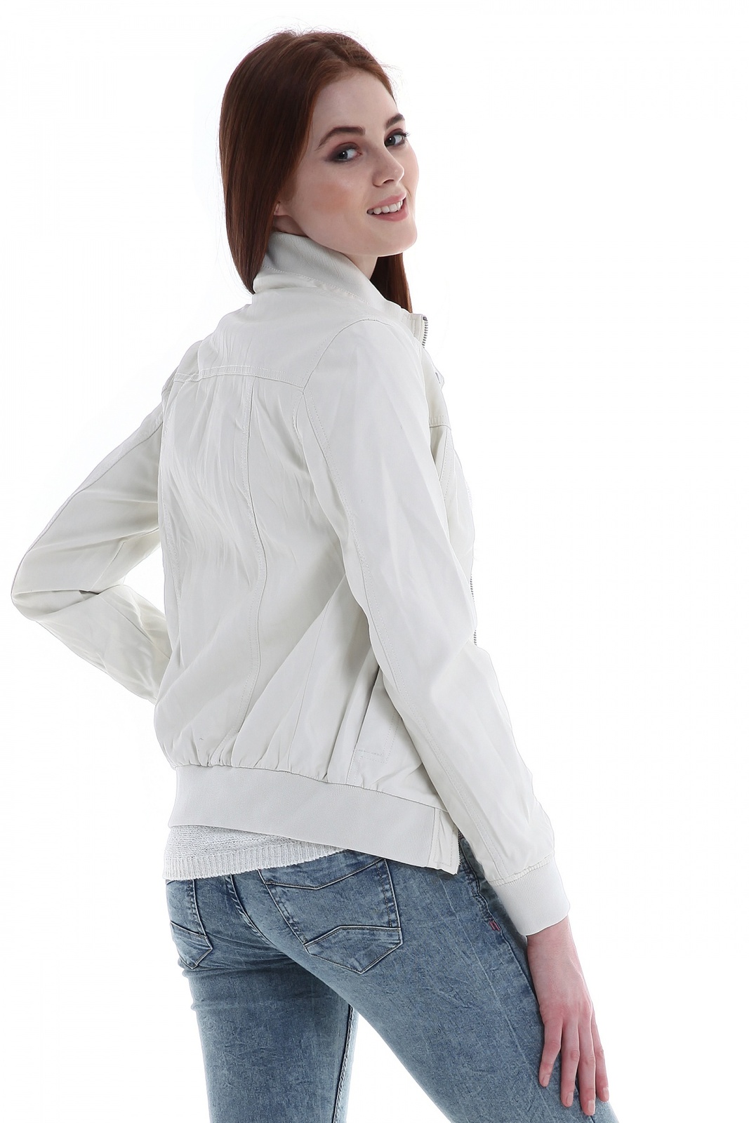Terranova fehér textilbőr női dzseki 2015 fotója