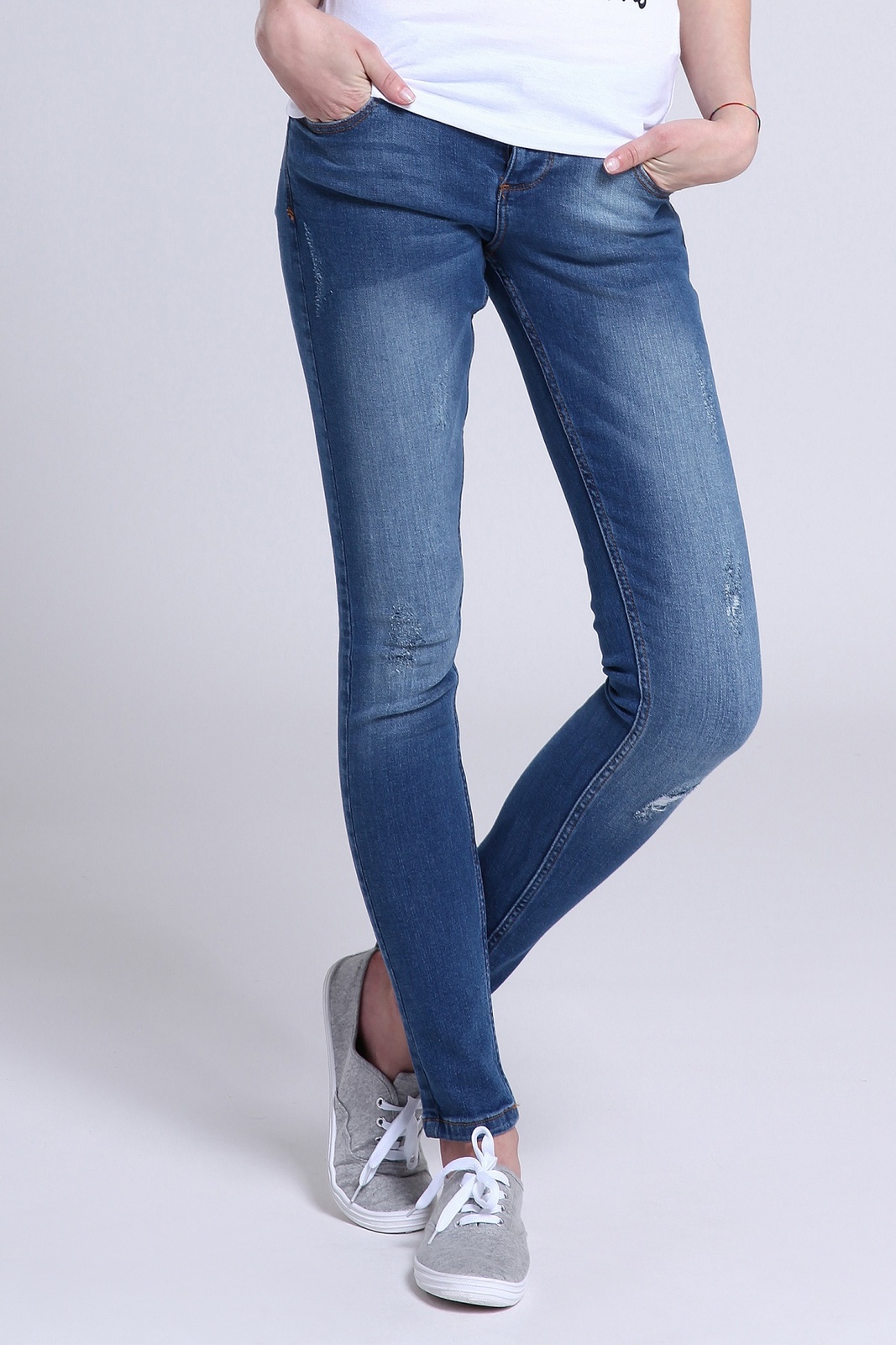 Terranova 5 zsebes tépett kék jeans fotója