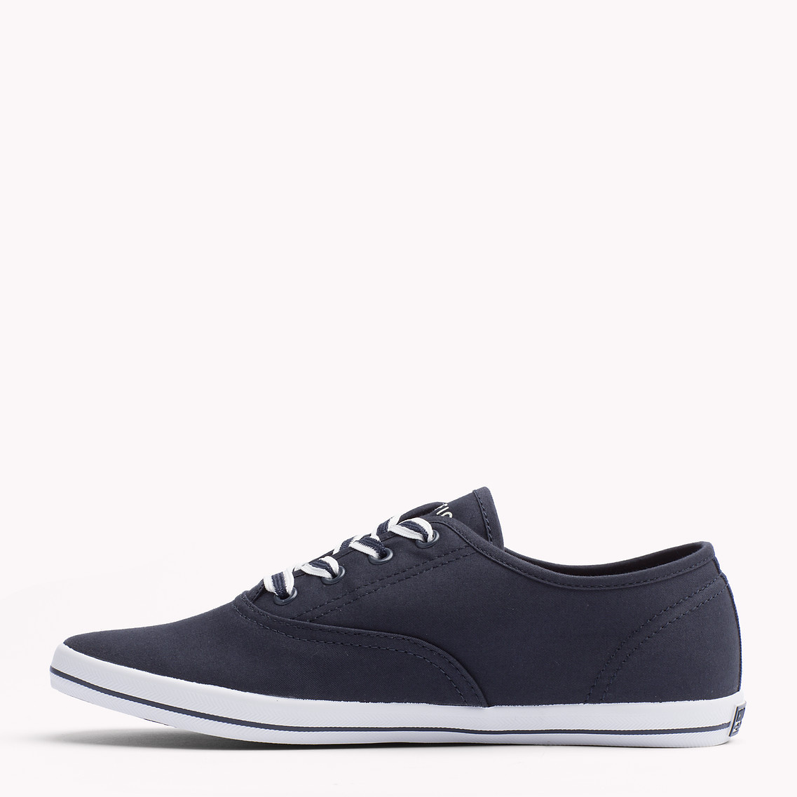 Tommy Hilfiger női fehér edzőcipő 2015.03.01 #80538 fotója