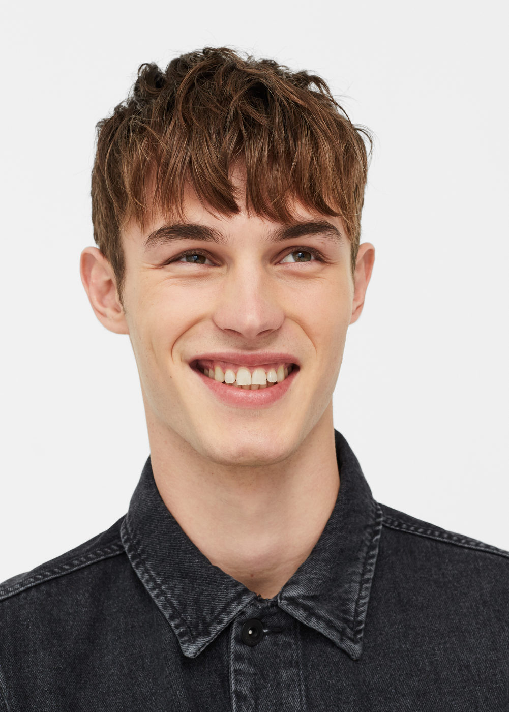 Mango fekete denim dzseki 2016 fotója