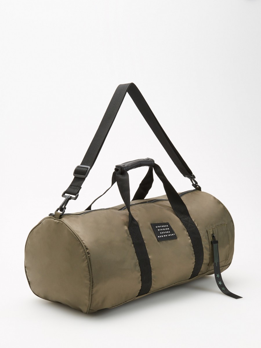 Reserved MEN`S BAG fotója