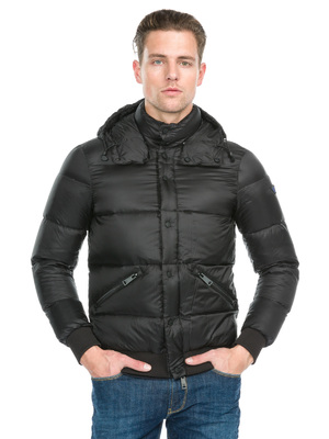 Armani Jeans Dzseki XL, Fekete