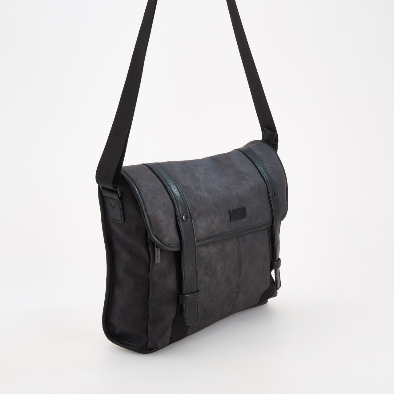 Reserved MEN`S BAG 2017 fotója