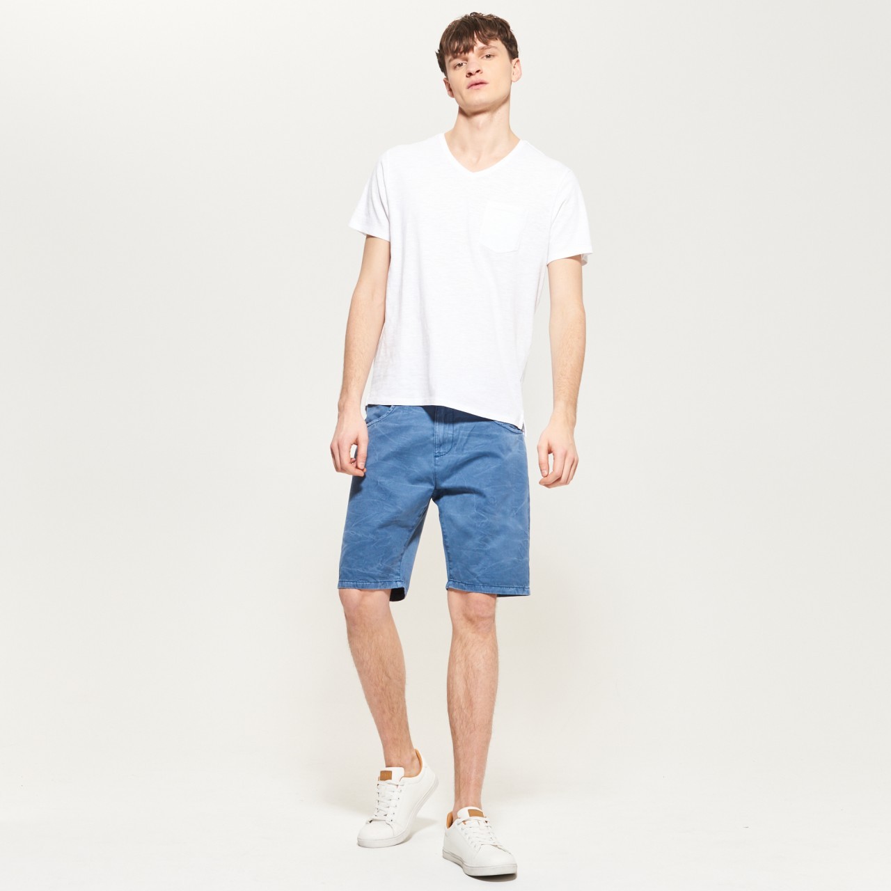 Reserved slim fit rövidnadrág 2017 fotója