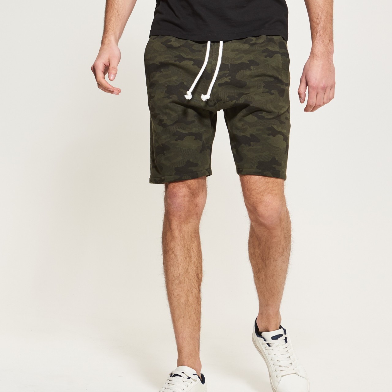 Reserved Terpmintés short 2017.04.11 #187518 fotója
