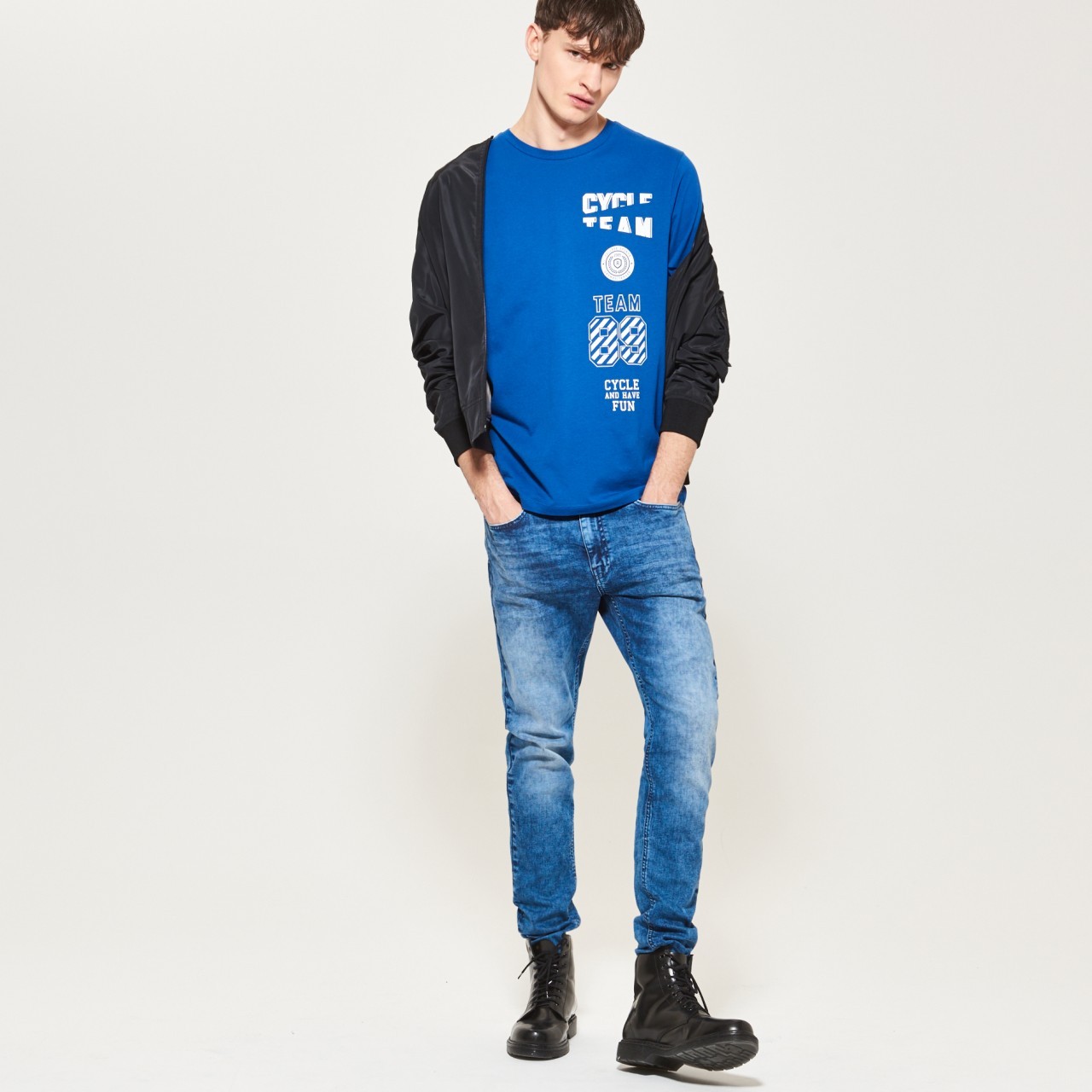 Reserved MEN`S JEANS TROUSERS 2017.04.11 #37312cfde7# fotója