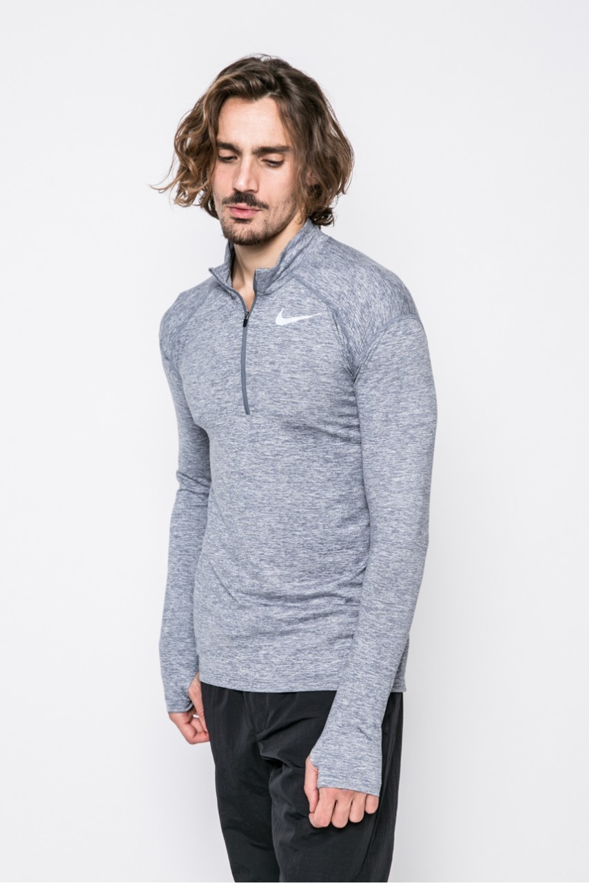 Nike - Hosszúujjú fotója