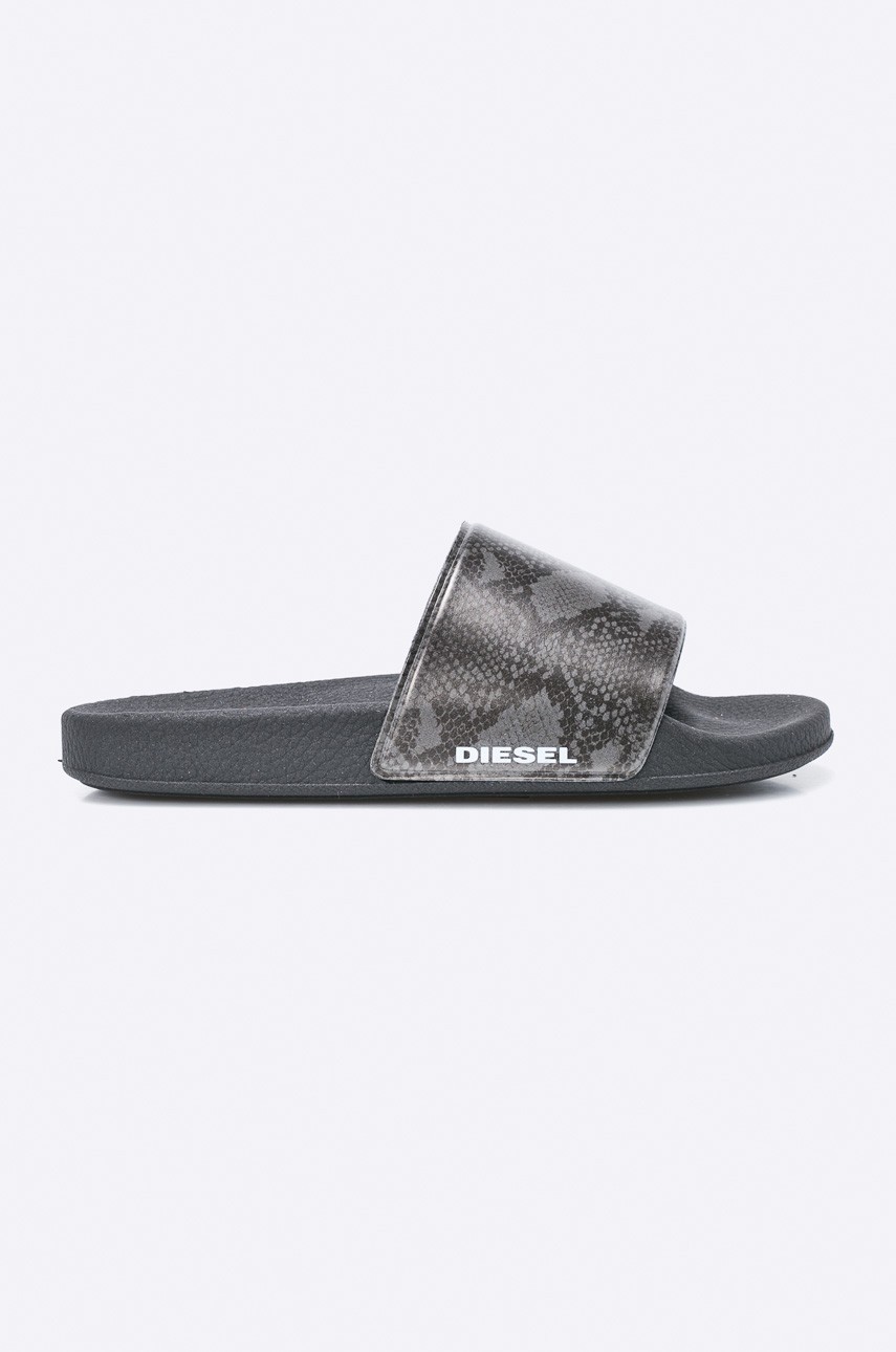 Diesel - Papucs fotója
