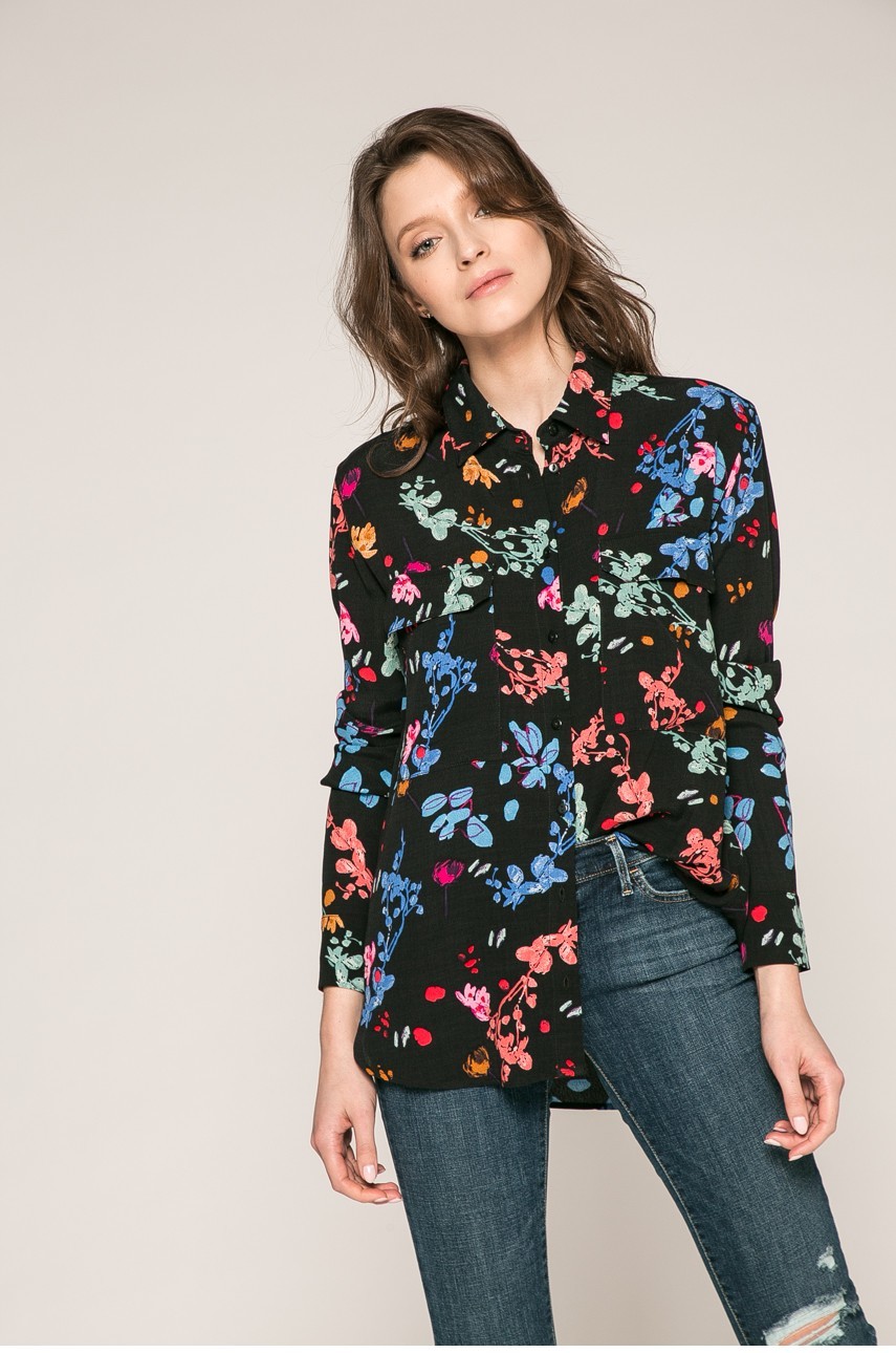 Desigual - Ing fotója