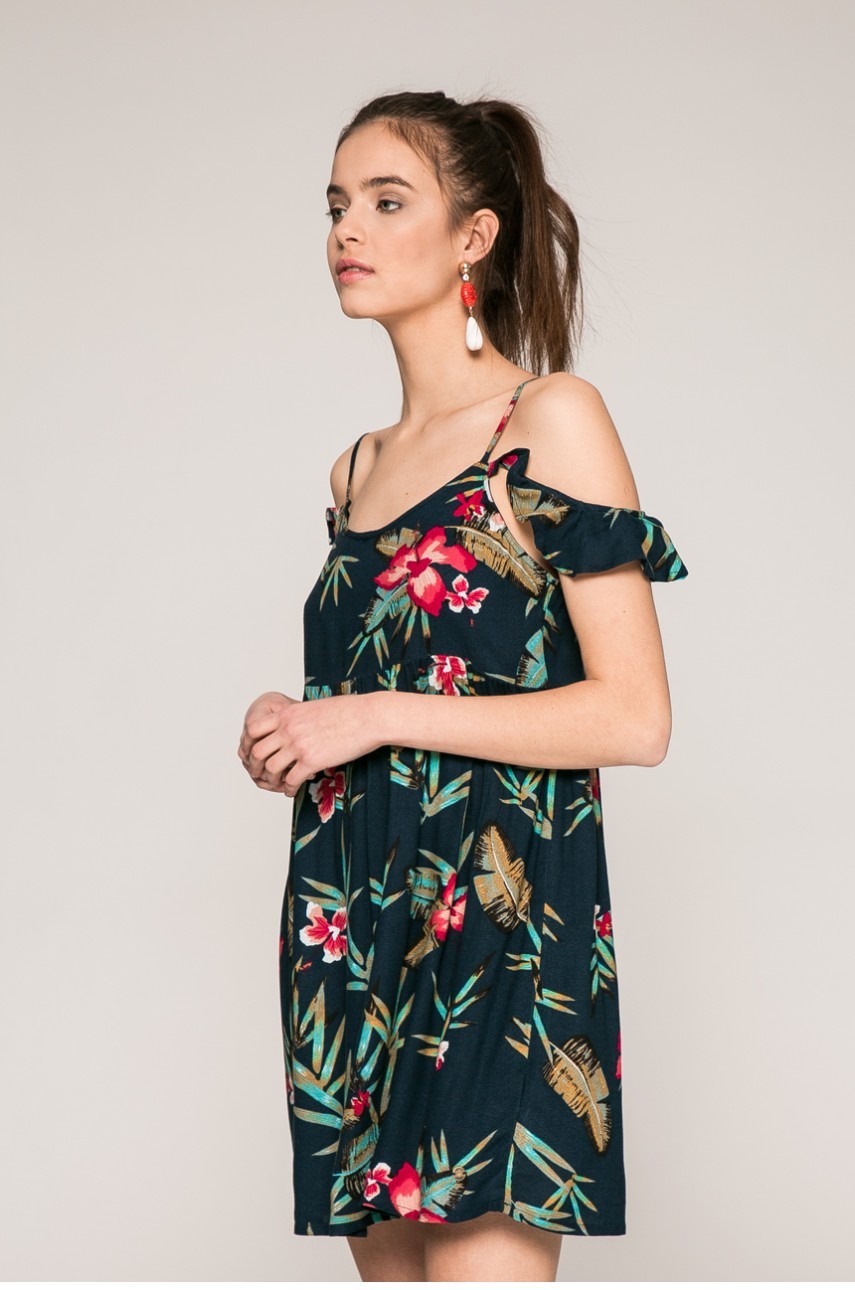Roxy - Ruha fotója