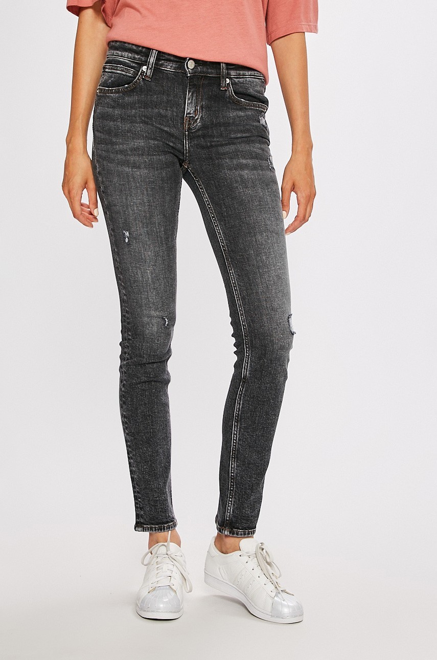 Calvin Klein Jeans - Farmer Body fotója