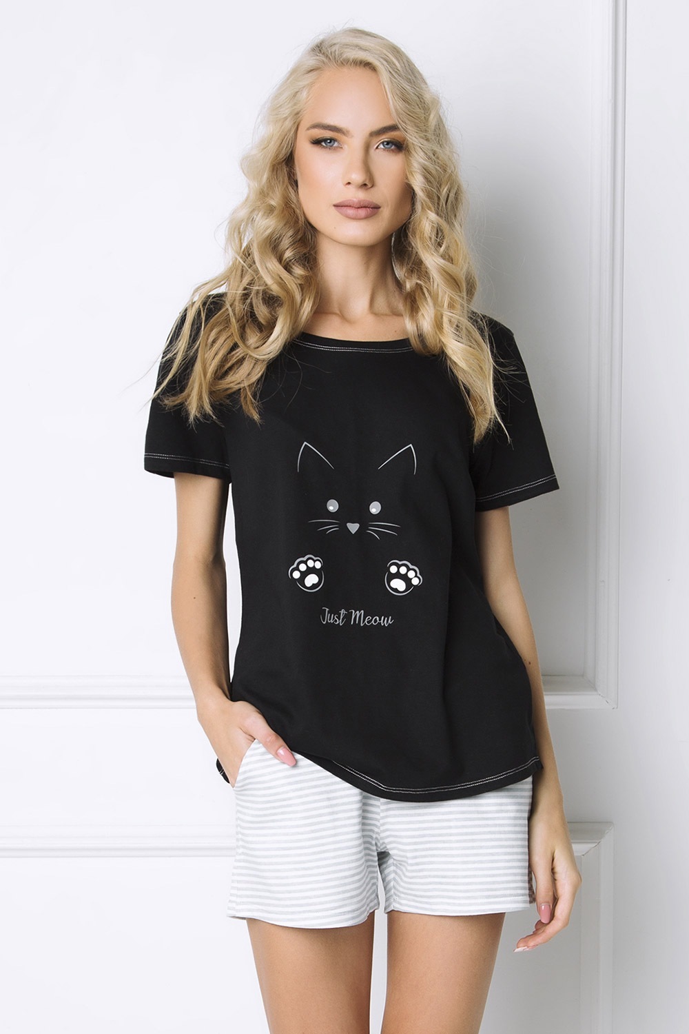 Cat Woman női pizsama, rövid << lejárt 8718246 7 fotója