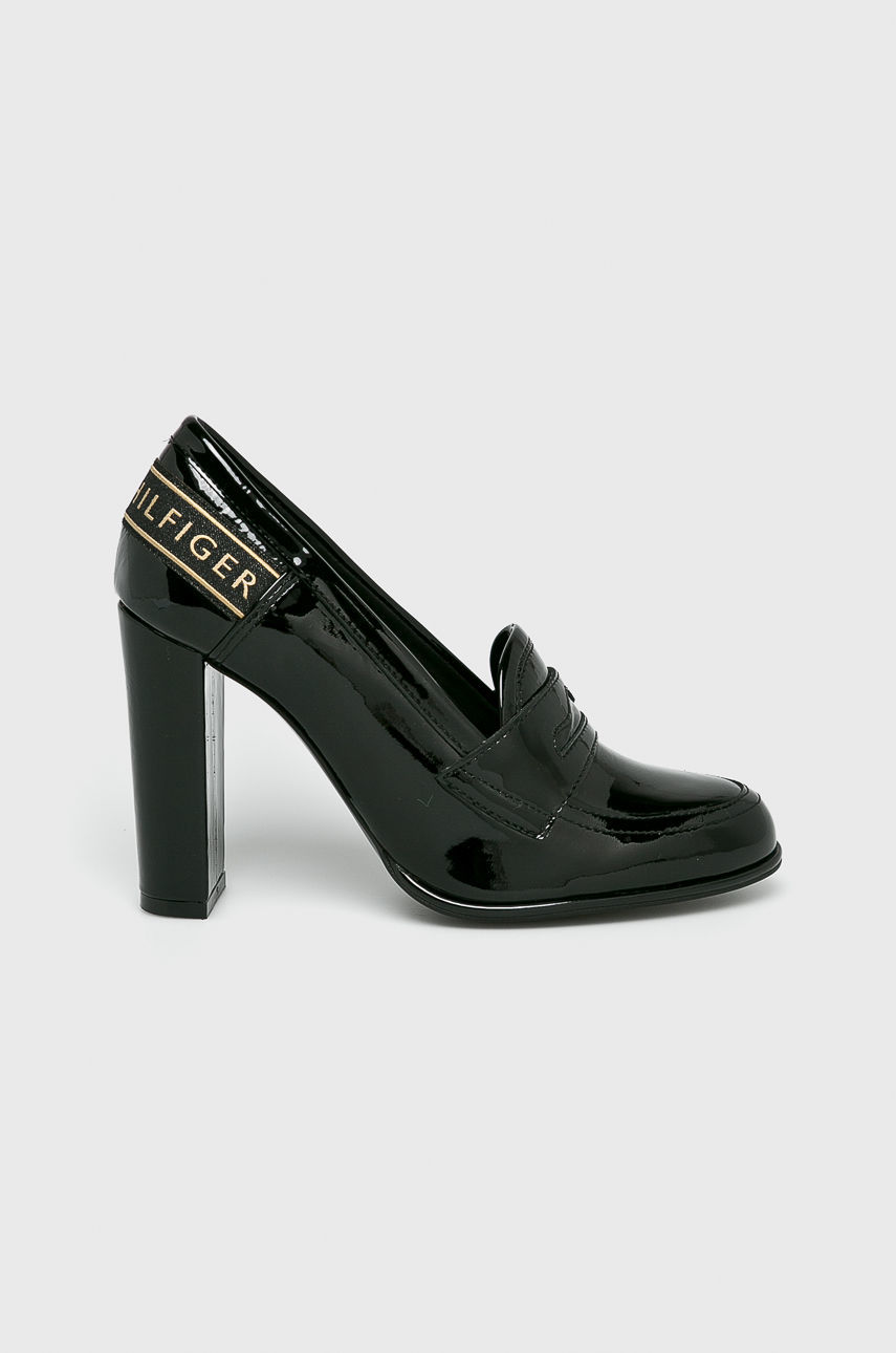 Tommy Hilfiger - Sarkas cipő fotója