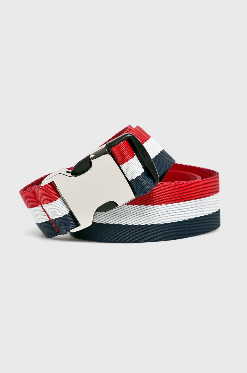 Tommy Jeans - Öv fotója