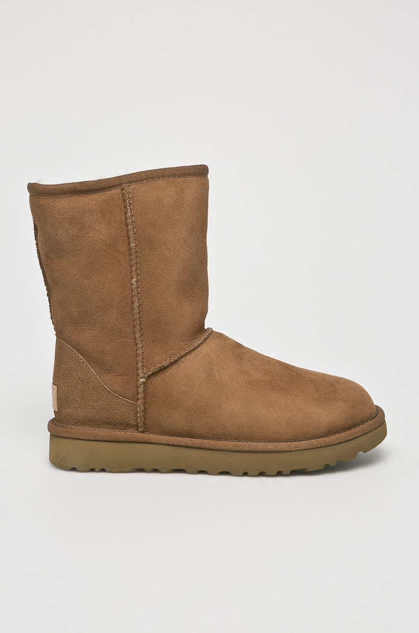 UGG - Cipő Classic Short II fotója